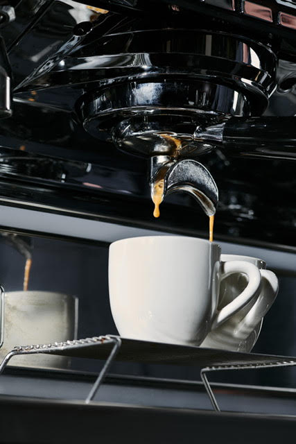 قهوة كافيه مينديز المطحونة منزوعة الكافيين -- (1 رطل)